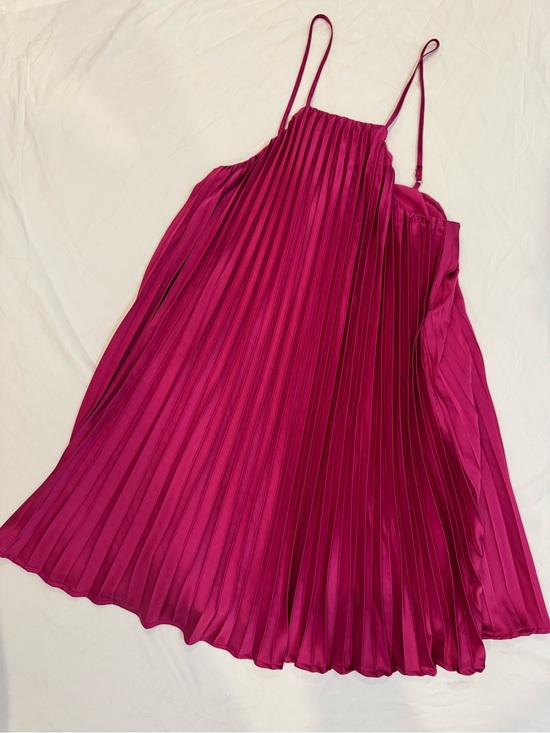 Dresses & Skirts - Pleated Satin Spaghetti Strap Dress in Fuchsia